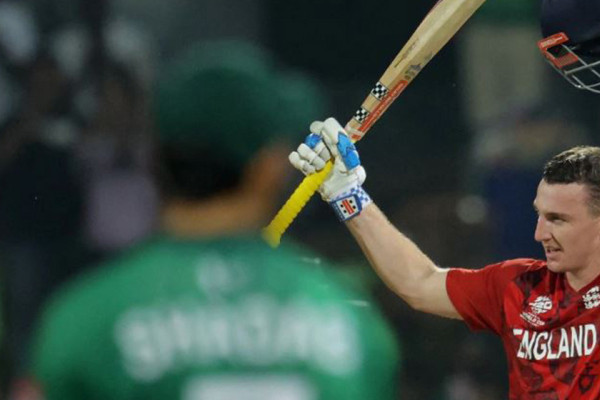 टी-२० विश्वकप : ब्रुक शतक बनाउने पहिलो कप्तान, इङ्ल्यान्ड लगातार पाँचौं पटक सेमिफाइनलमा